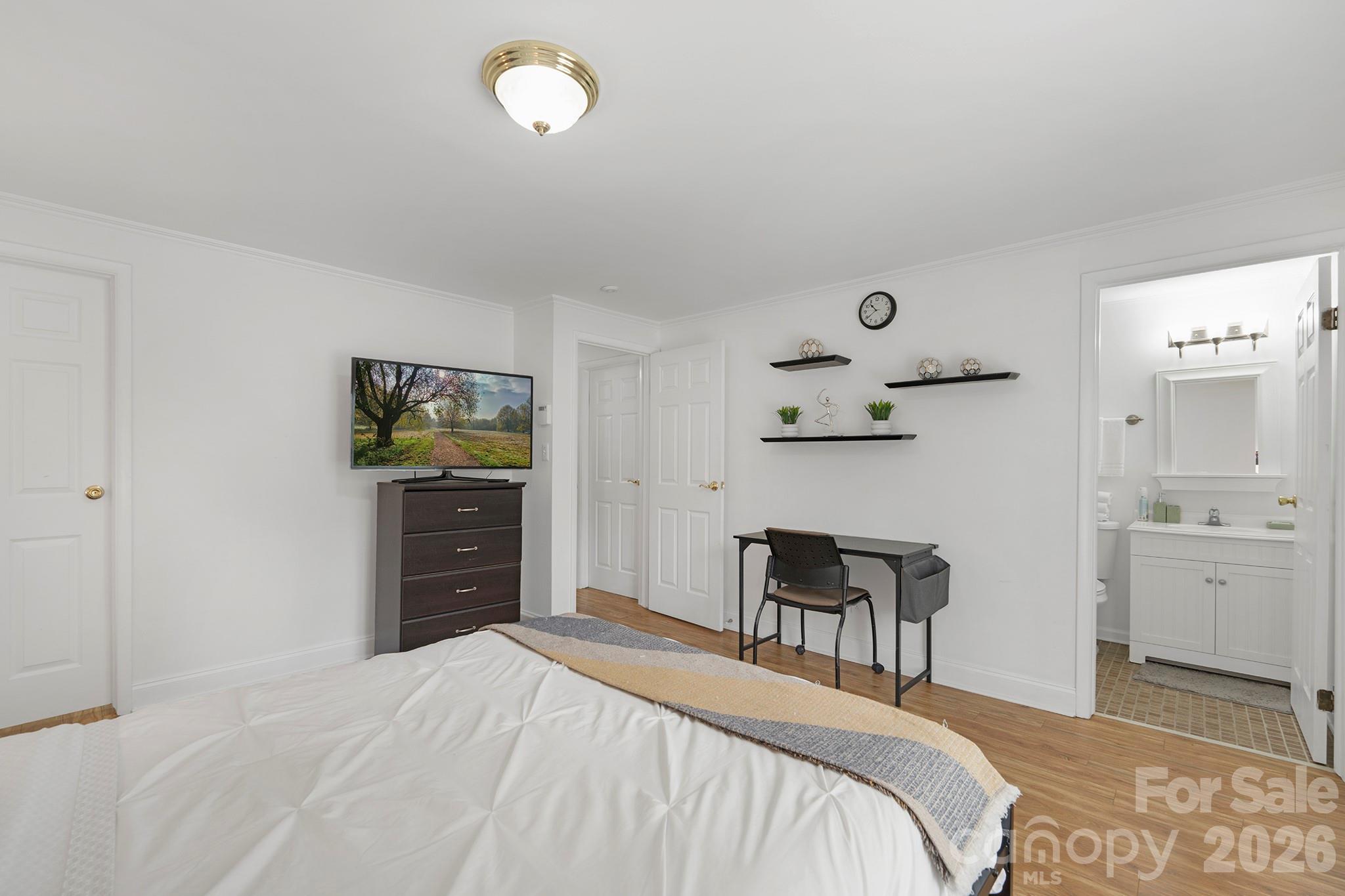 524 Regency Drive Charlotte NC 28211