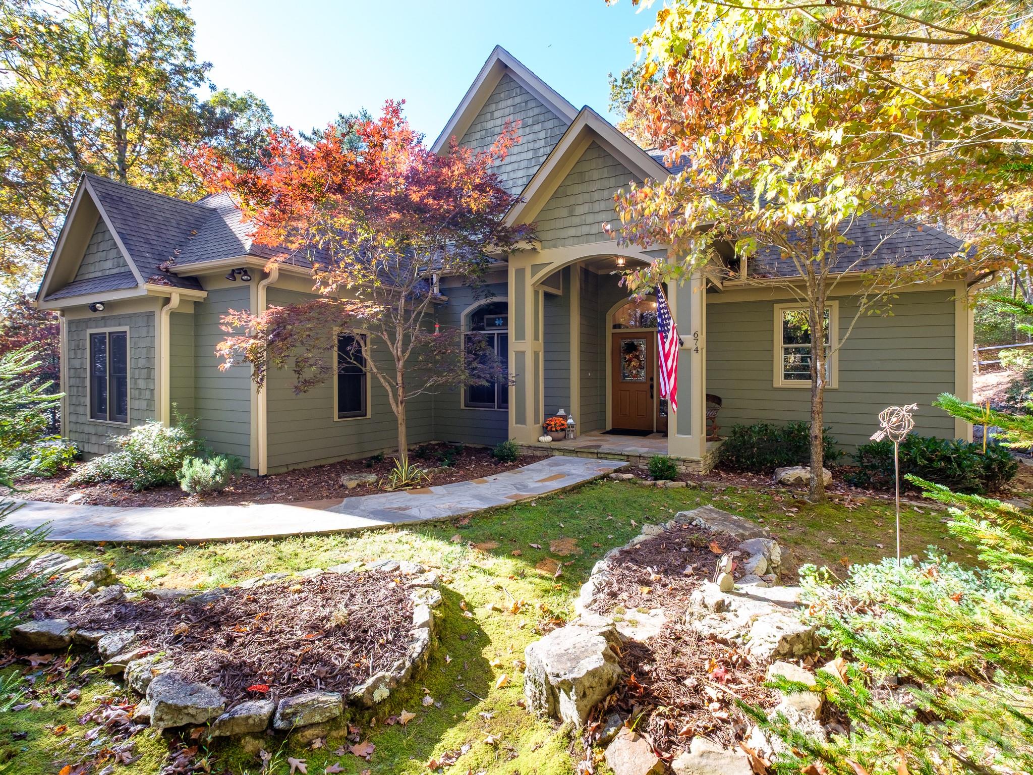 674 Soquili Drive Brevard NC 28712