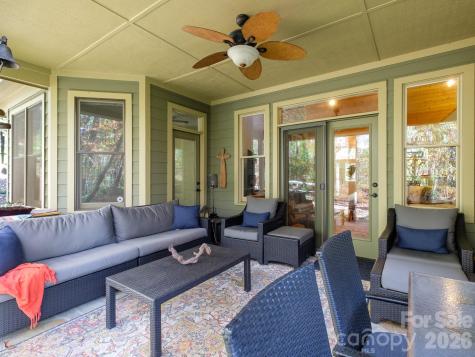 674 Soquili Drive Brevard NC 28712