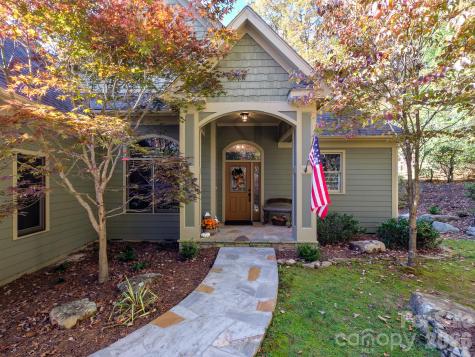 674 Soquili Drive Brevard NC 28712