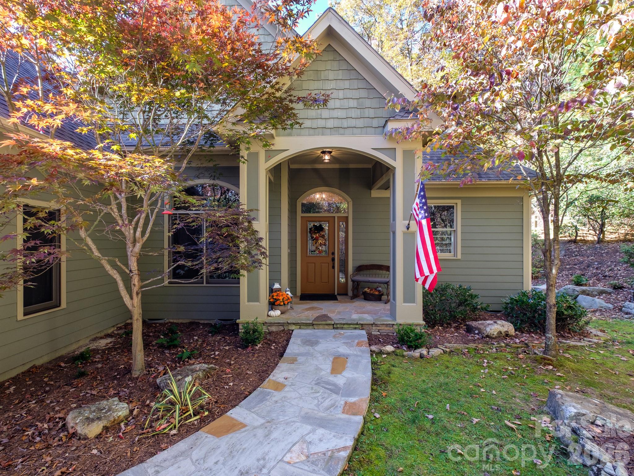 674 Soquili Drive Brevard NC 28712