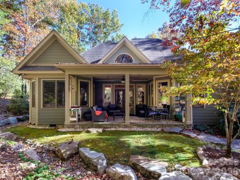 674 Soquili Drive Brevard NC 28712