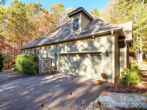 674 Soquili Drive Brevard NC 28712