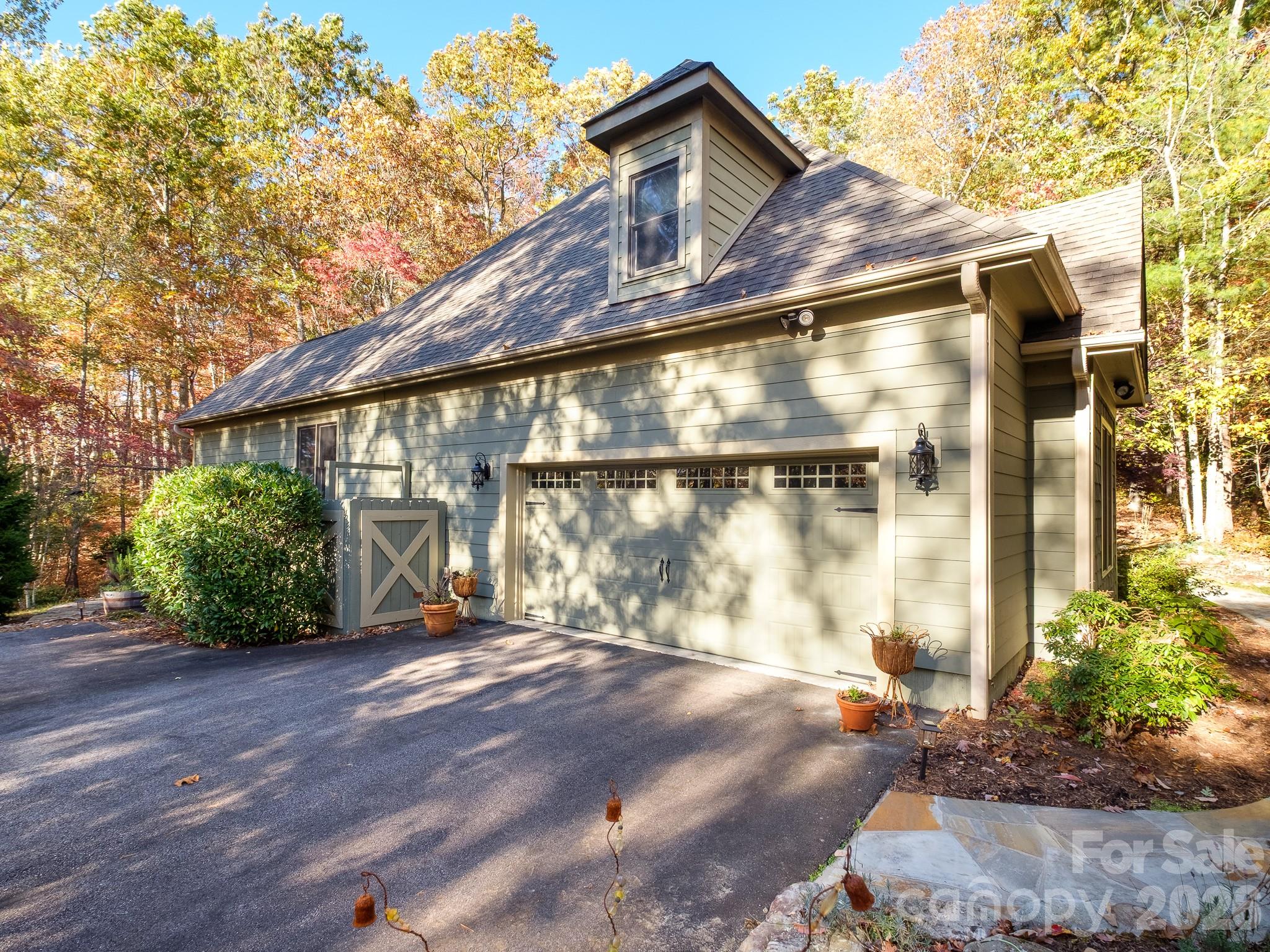674 Soquili Drive Brevard NC 28712