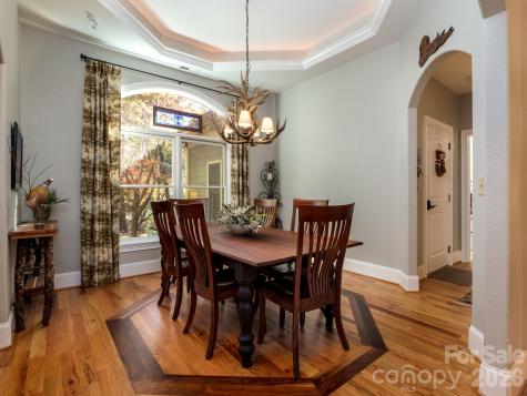 674 Soquili Drive Brevard NC 28712