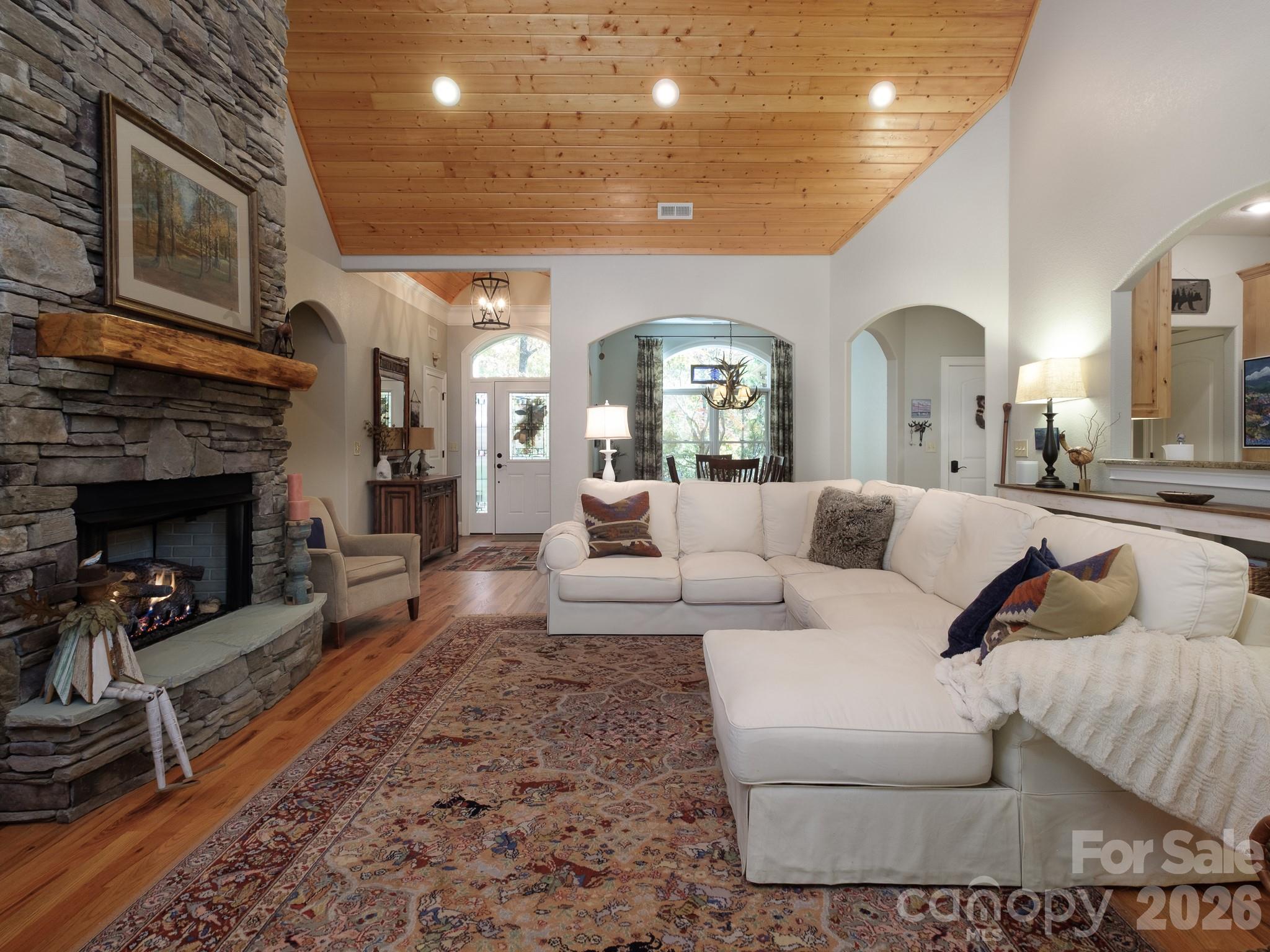 674 Soquili Drive Brevard NC 28712