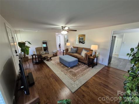 4438 Reepsville Road Vale NC 28168