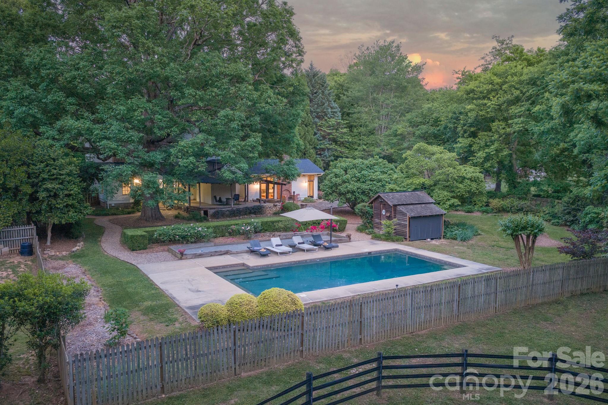 10915 Beatties Ford Road Huntersville NC 28078
