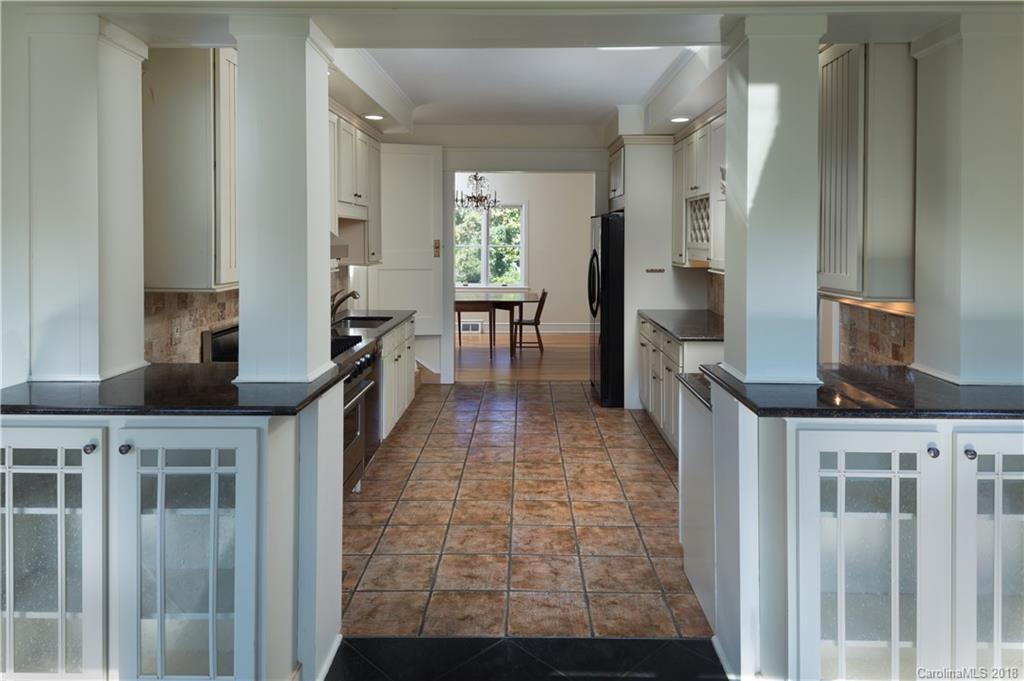 10 Cherry Lane Asheville NC 28804