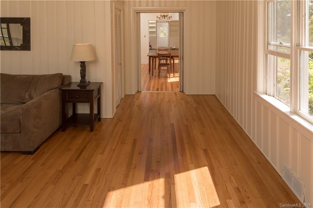 10 Cherry Lane Asheville NC 28804