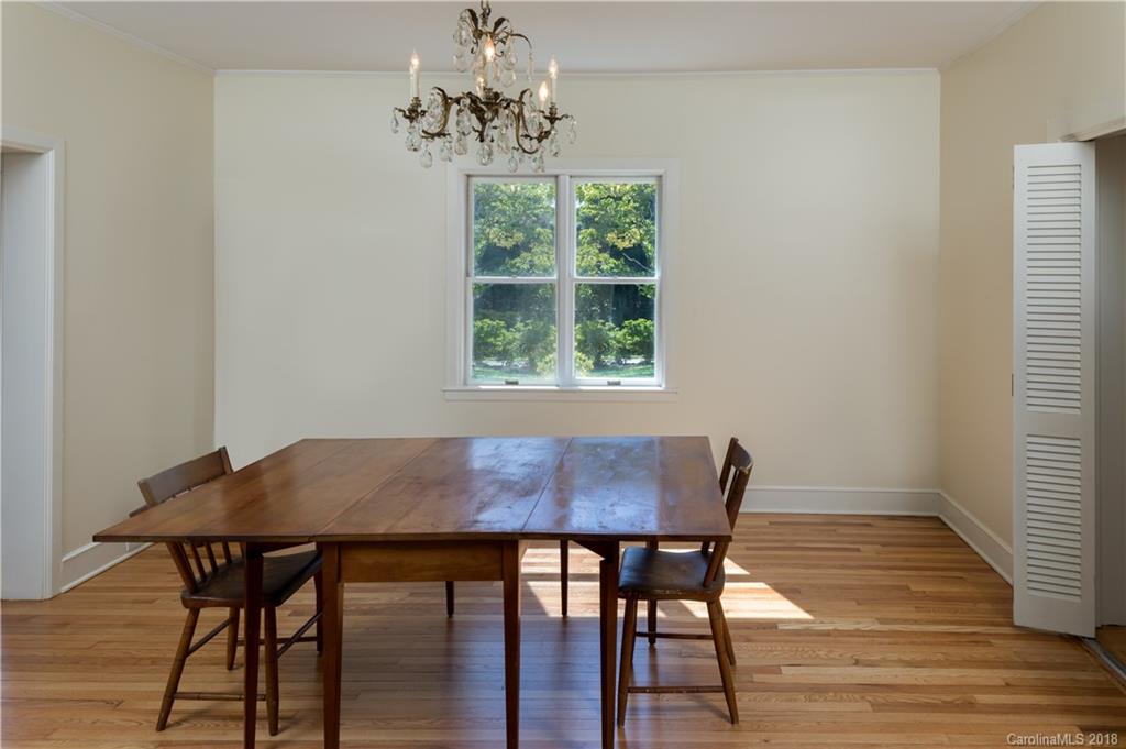 10 Cherry Lane Asheville NC 28804