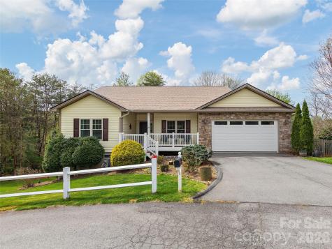 26 Lancaster Lane Weaverville NC 28787