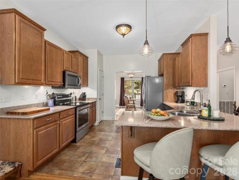 26 Lancaster Lane Weaverville NC 28787