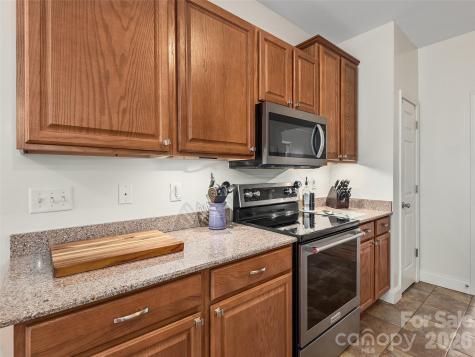 26 Lancaster Lane Weaverville NC 28787