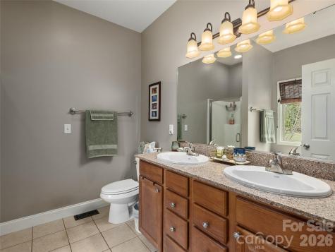 26 Lancaster Lane Weaverville NC 28787