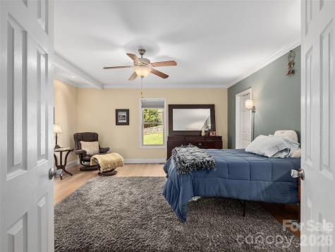 26 Lancaster Lane Weaverville NC 28787