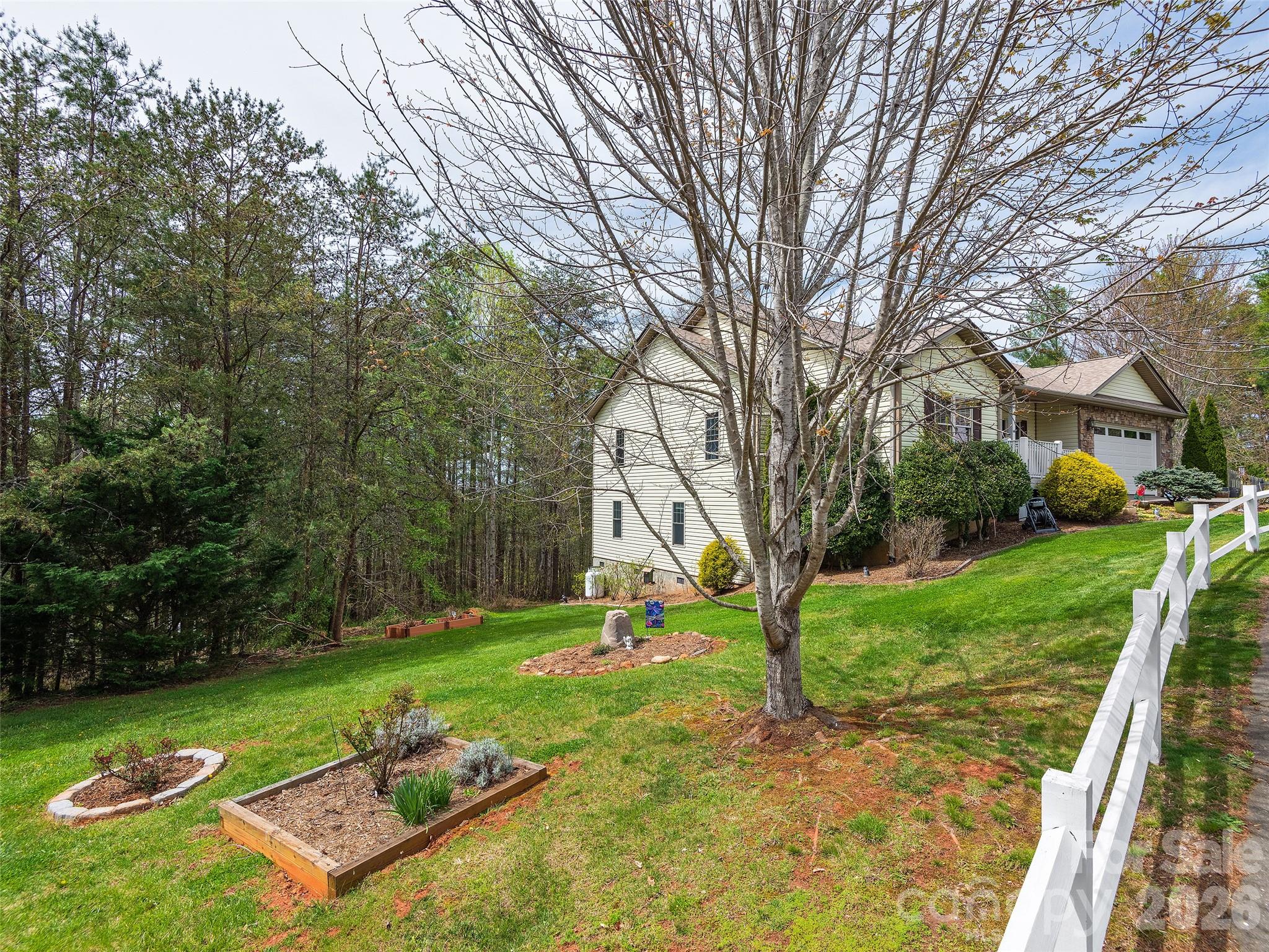 26 Lancaster Lane Weaverville NC 28787