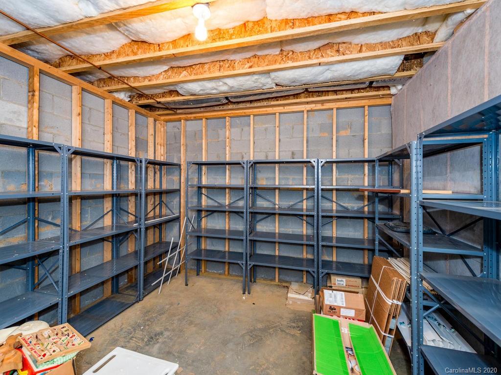 20 Oakhaven Terrace Asheville NC 28803