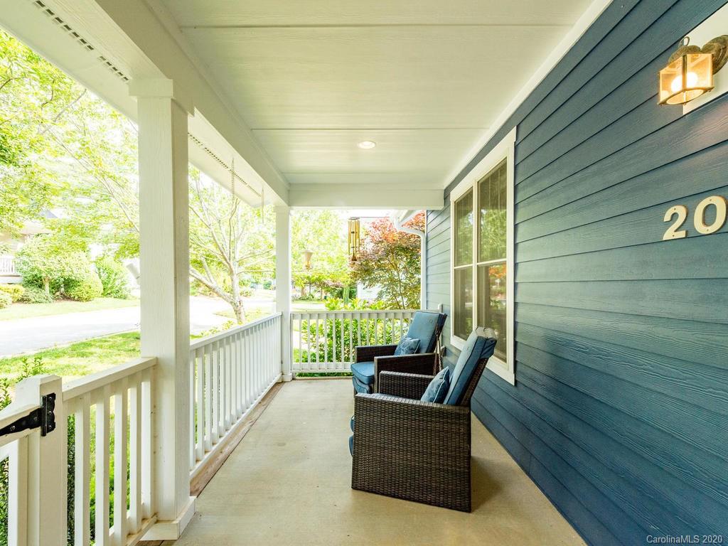 20 Oakhaven Terrace Asheville NC 28803