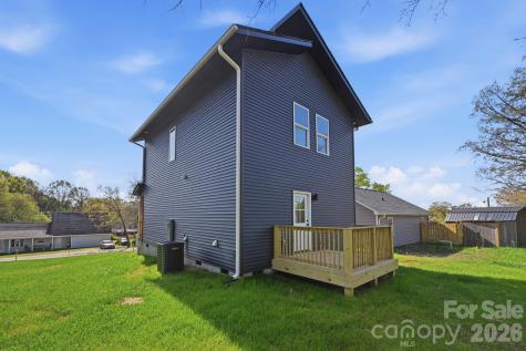 1431 Hilltop Street Albemarle NC 28001
