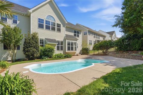 7816 Whisperingwood Drive Harrisburg NC 28075