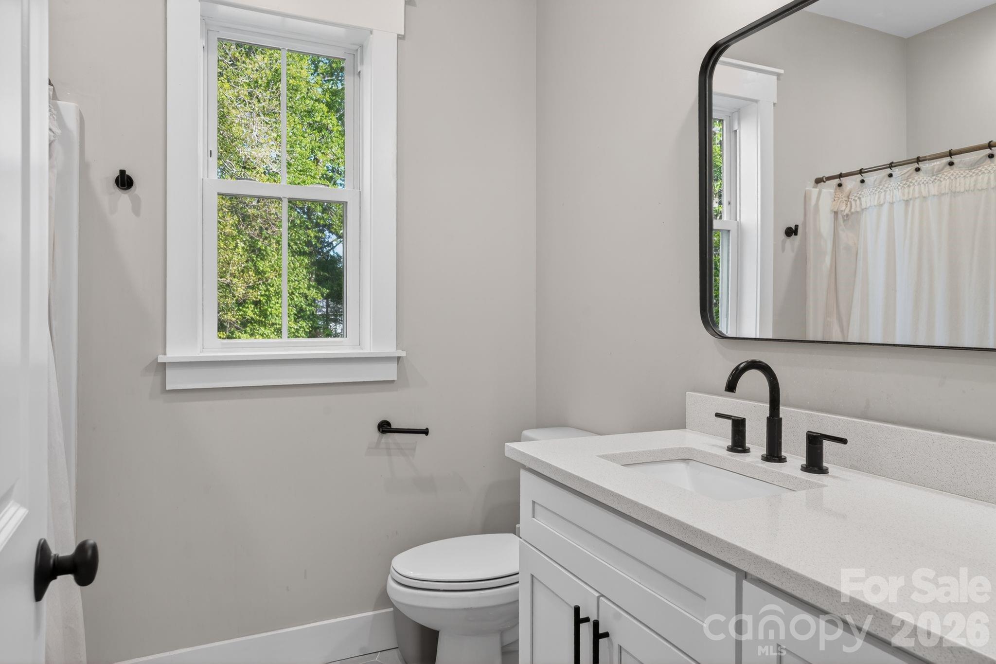 1182 Cape Hickory Road Hickory NC 28601