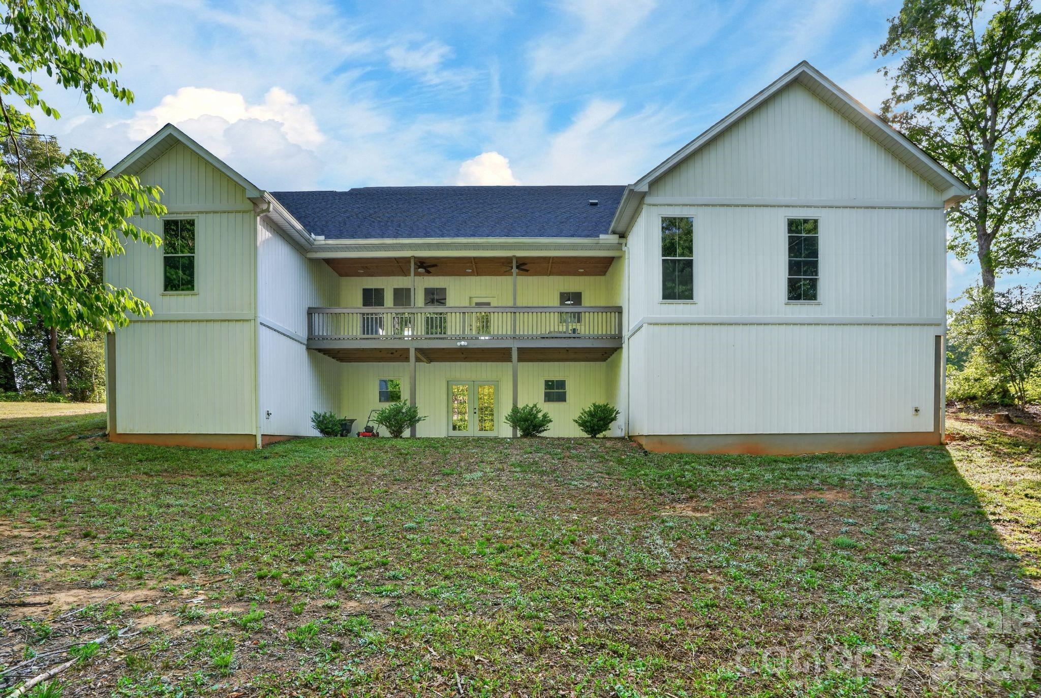 1182 Cape Hickory Road Hickory NC 28601