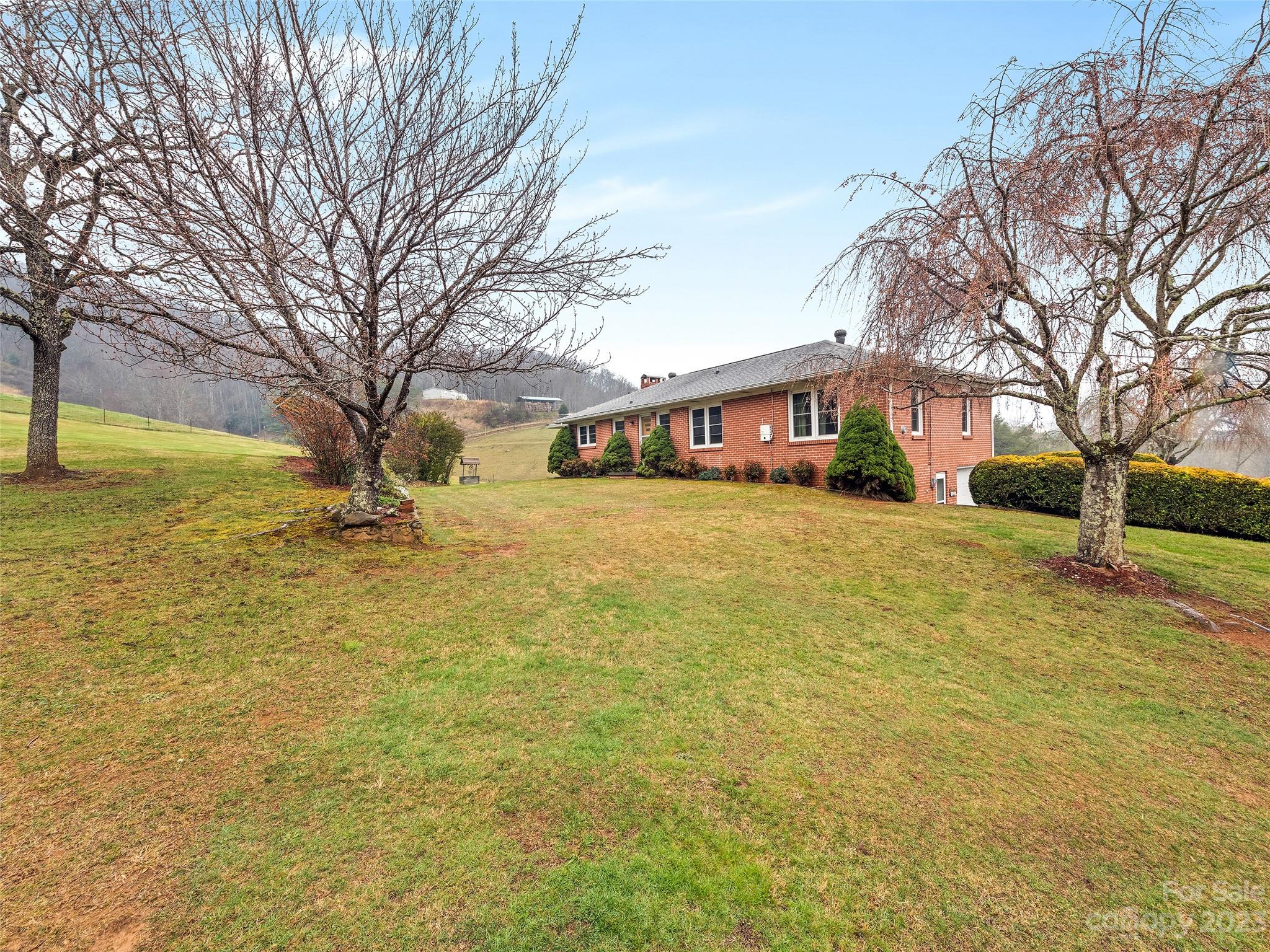 1310 Chestnut Mountain Road Canton NC 28716