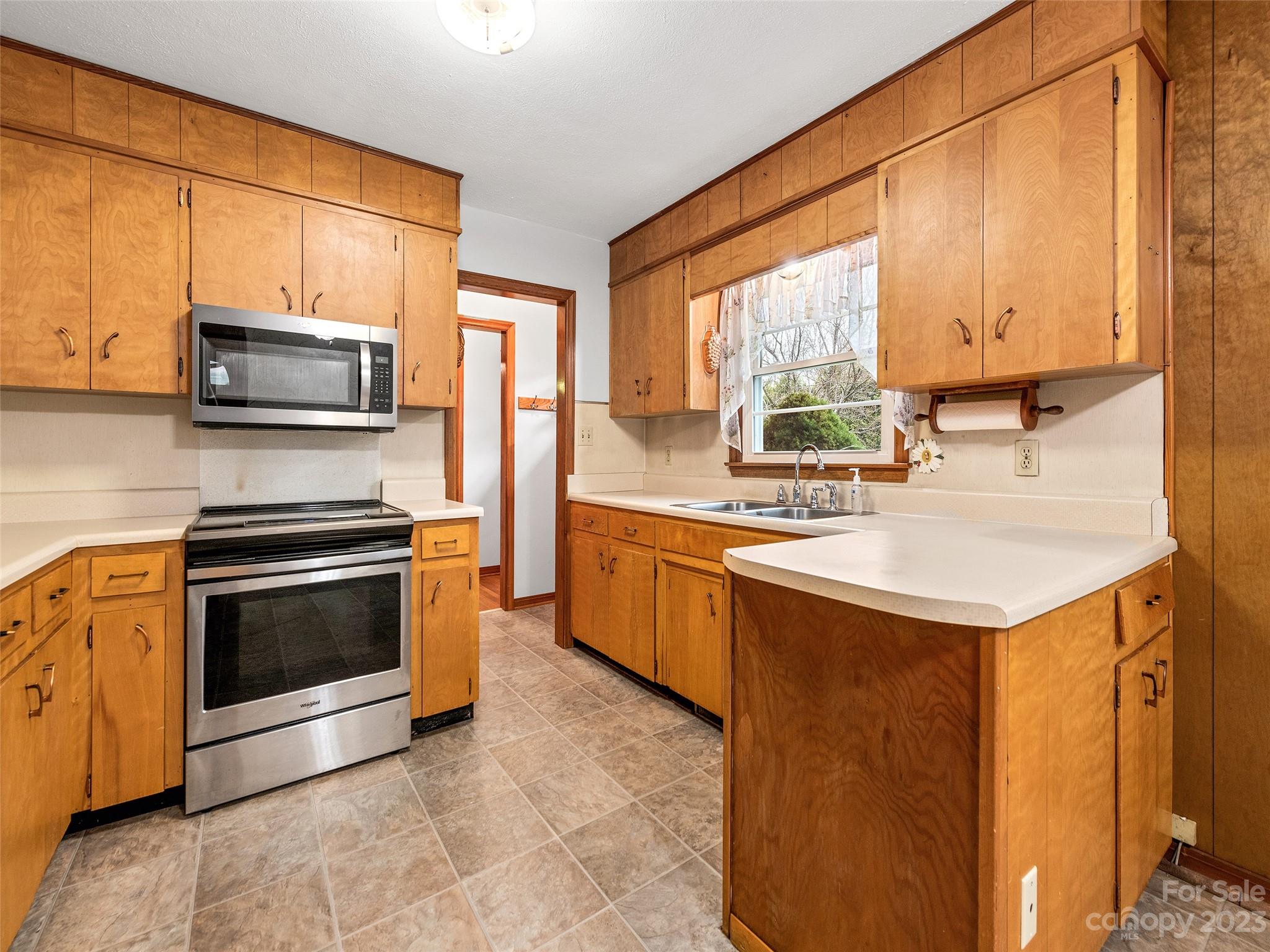 1310 Chestnut Mountain Road Canton NC 28716