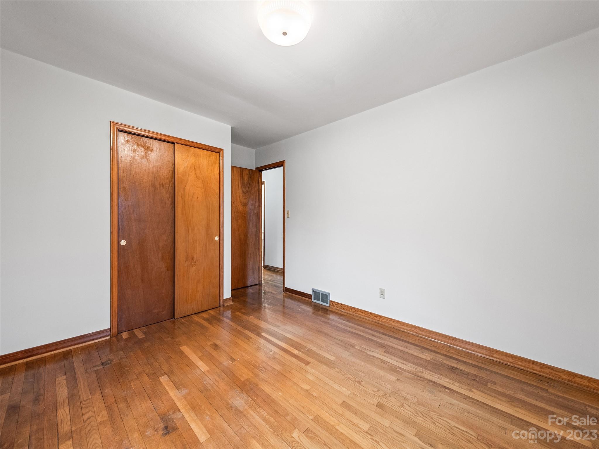 1310 Chestnut Mountain Road Canton NC 28716