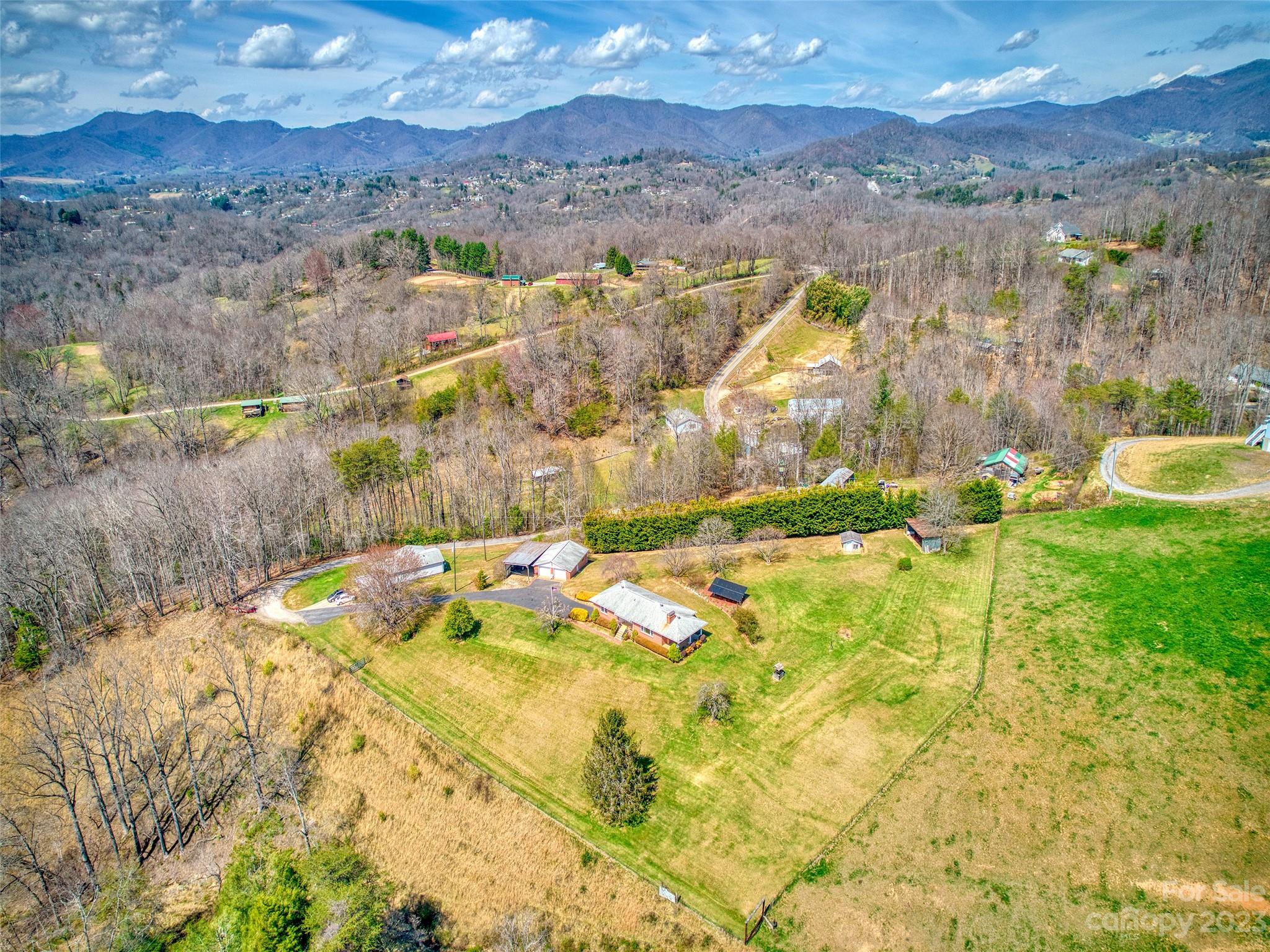 1310 Chestnut Mountain Road Canton NC 28716