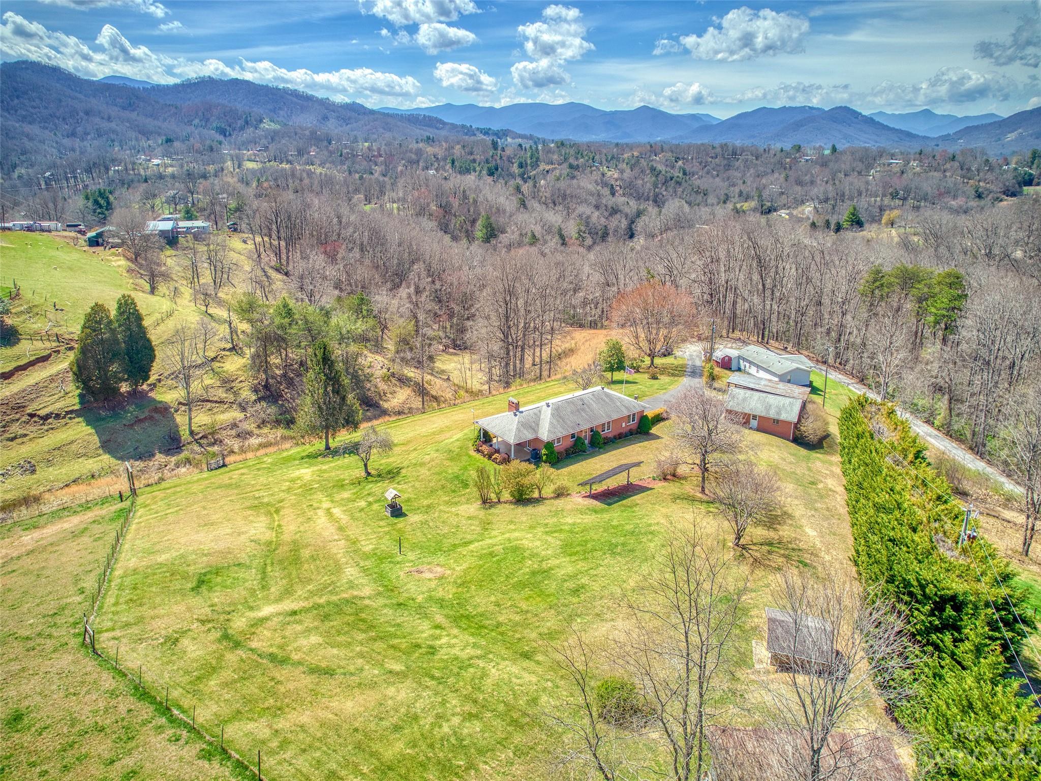 1310 Chestnut Mountain Road Canton NC 28716