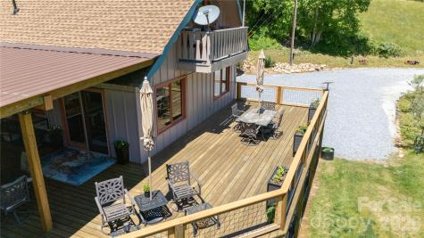 93 Franklin Crest Road Spruce Pine NC 28777