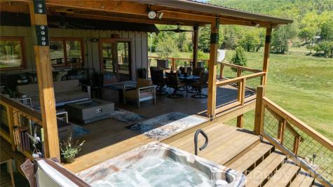 93 Franklin Crest Road Spruce Pine NC 28777