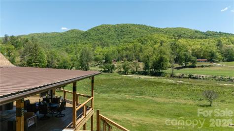 93 Franklin Crest Road Spruce Pine NC 28777
