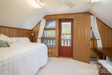 93 Franklin Crest Road Spruce Pine NC 28777