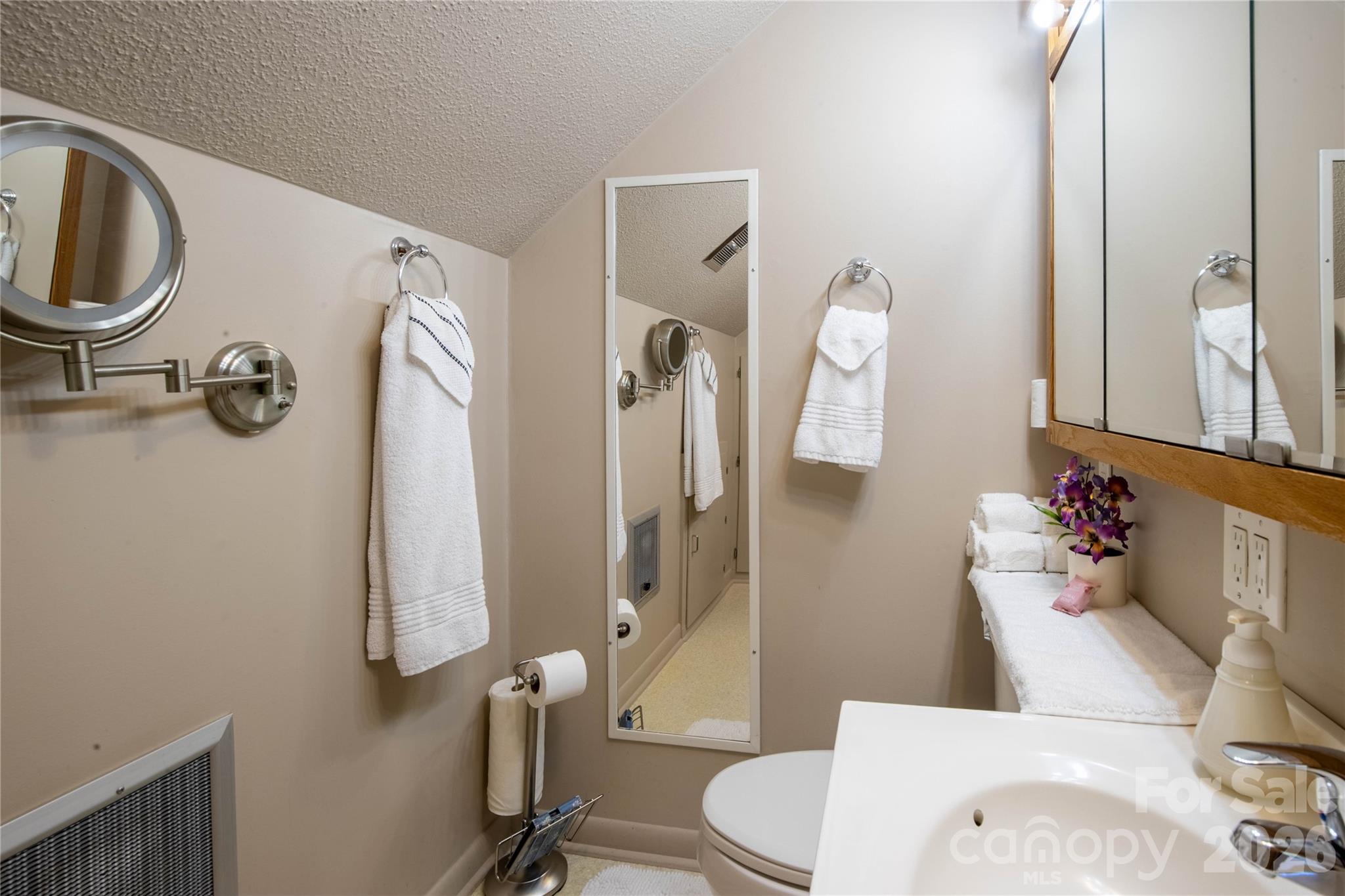93 Franklin Crest Road Spruce Pine NC 28777