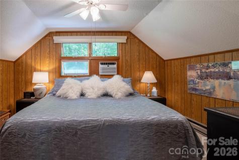 93 Franklin Crest Road Spruce Pine NC 28777