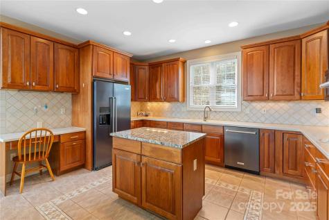 180 High Road Overlook Hendersonville NC 28739