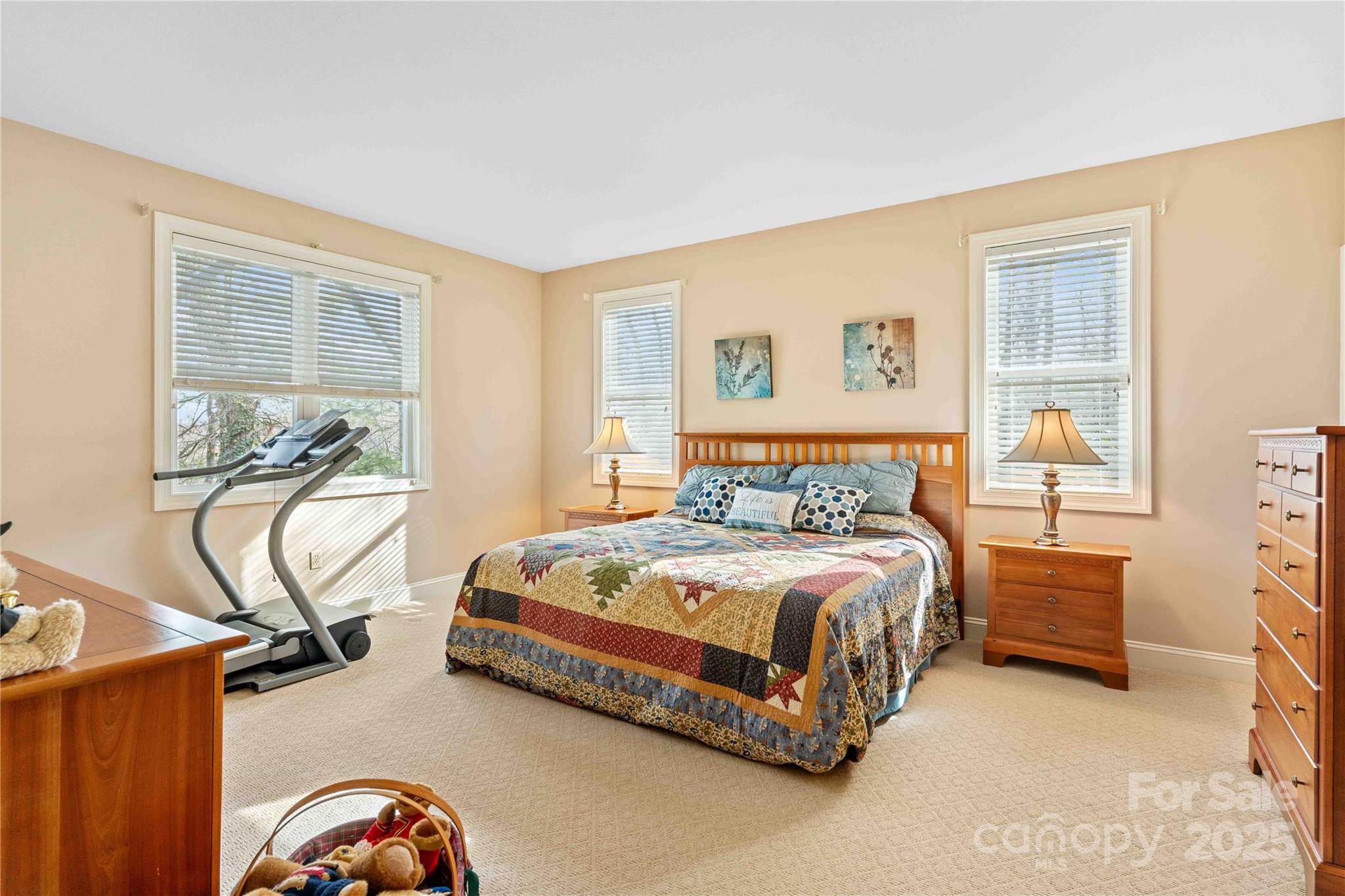 180 High Road Overlook Hendersonville NC 28739