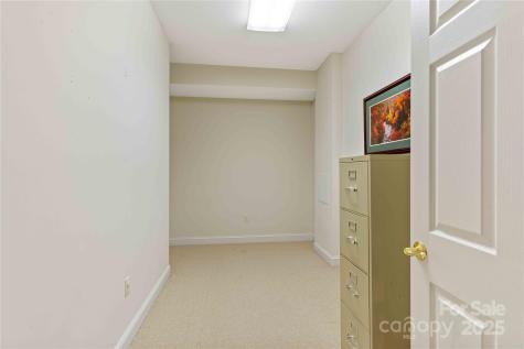 180 High Road Overlook Hendersonville NC 28739