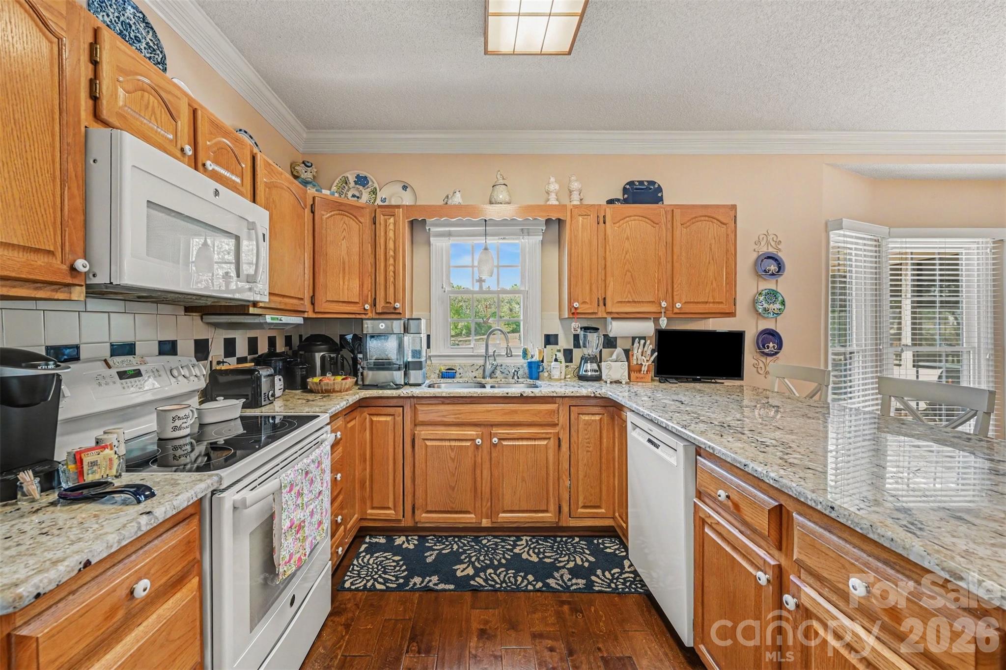 4051 Pinecrest Drive NE Hickory NC 28601