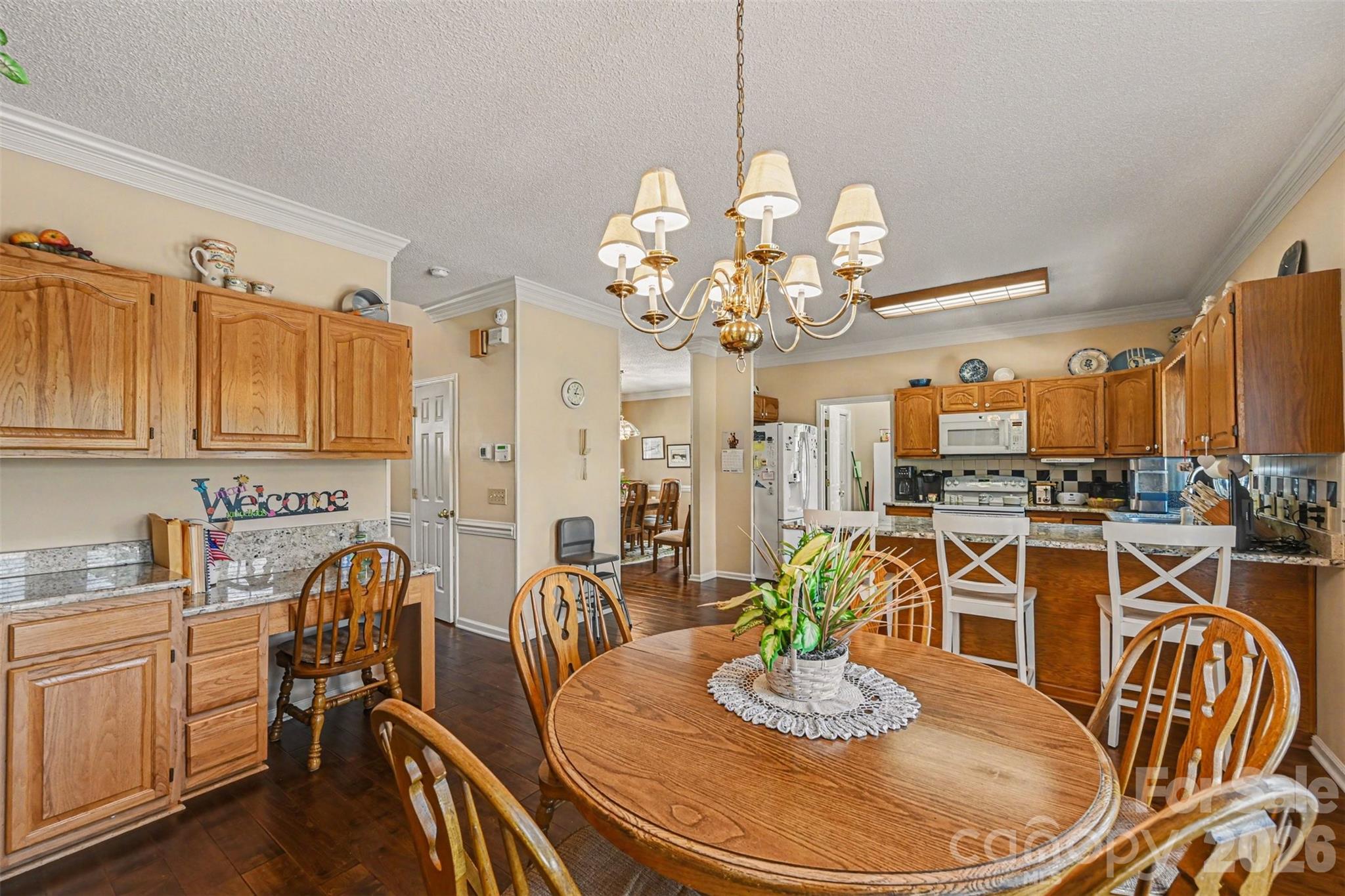 4051 Pinecrest Drive NE Hickory NC 28601