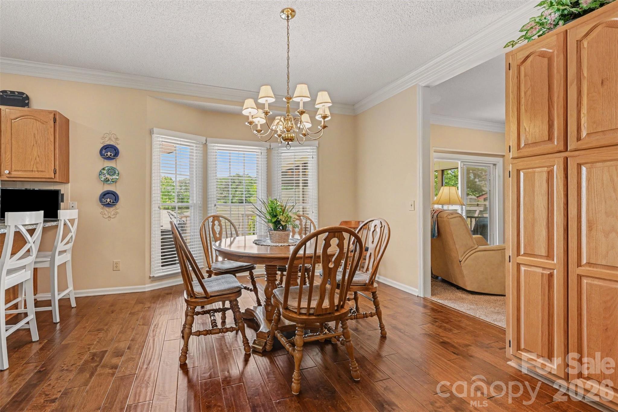 4051 Pinecrest Drive NE Hickory NC 28601