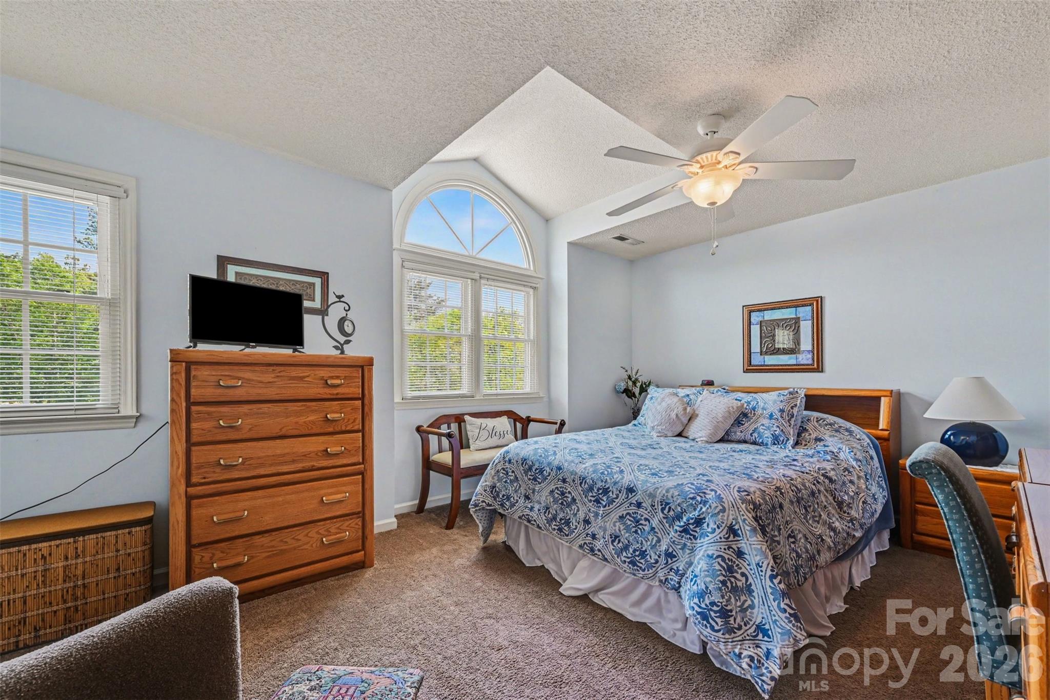 4051 Pinecrest Drive NE Hickory NC 28601