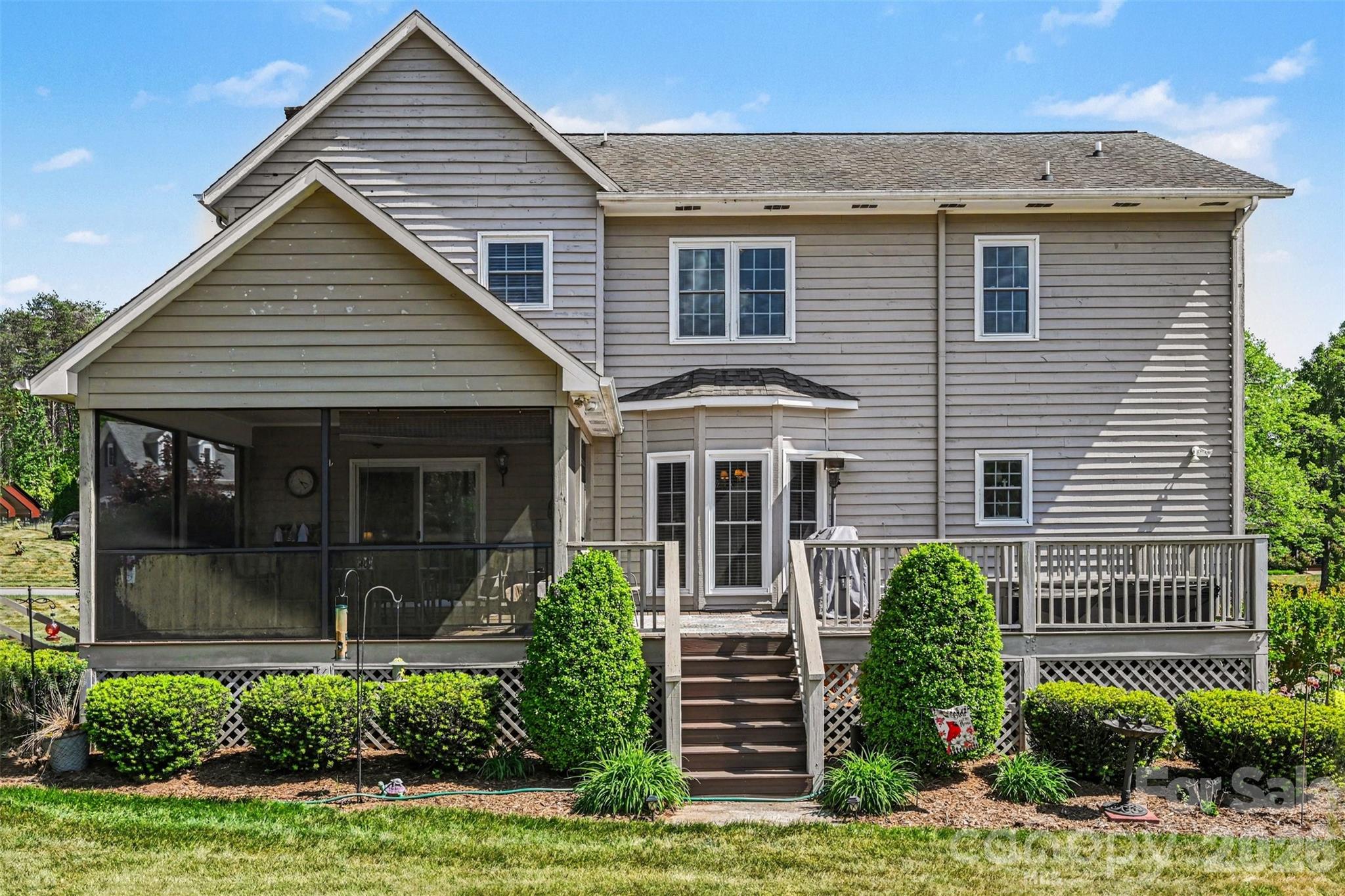 4051 Pinecrest Drive NE Hickory NC 28601