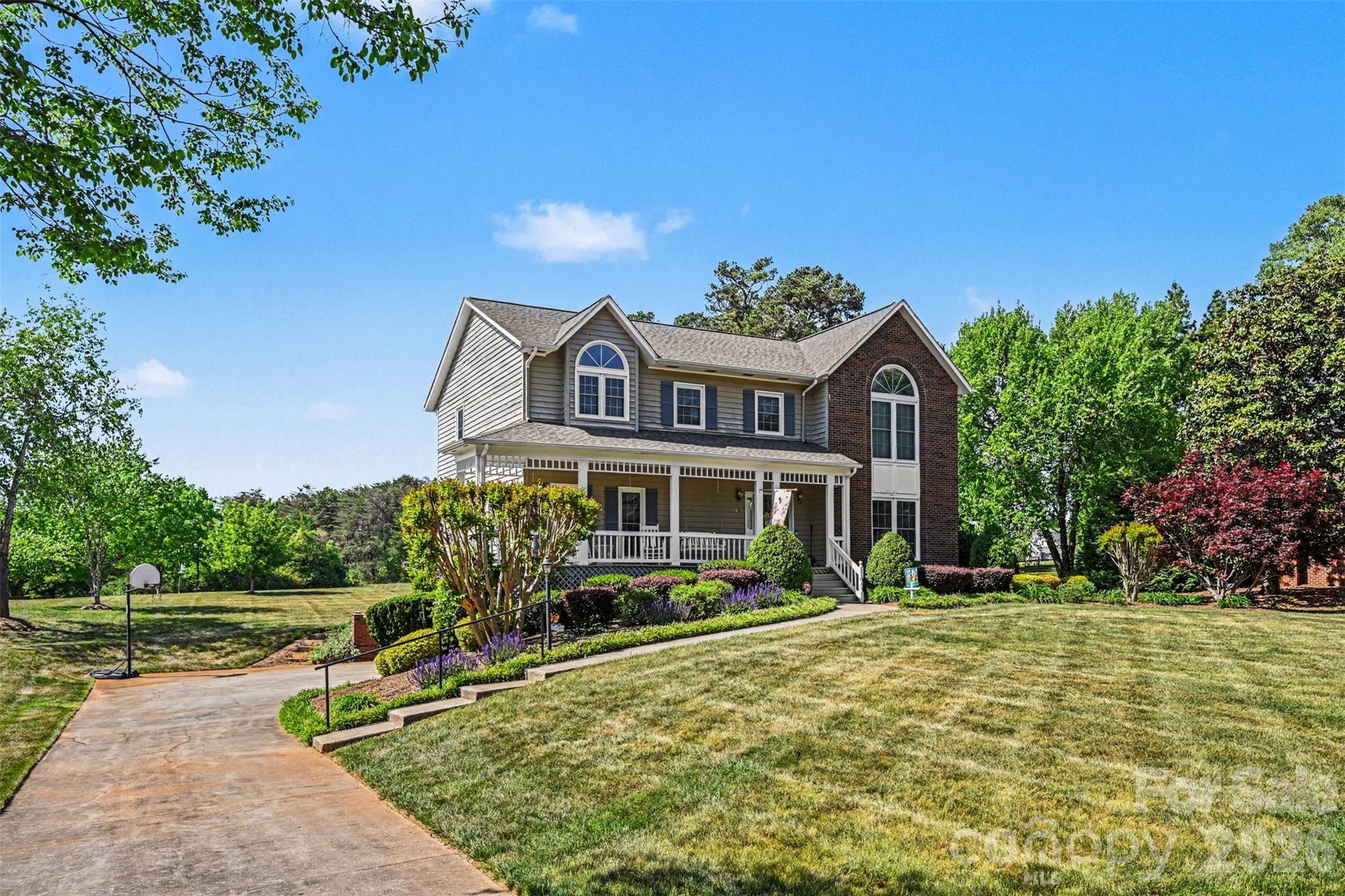 4051 Pinecrest Drive NE Hickory NC 28601