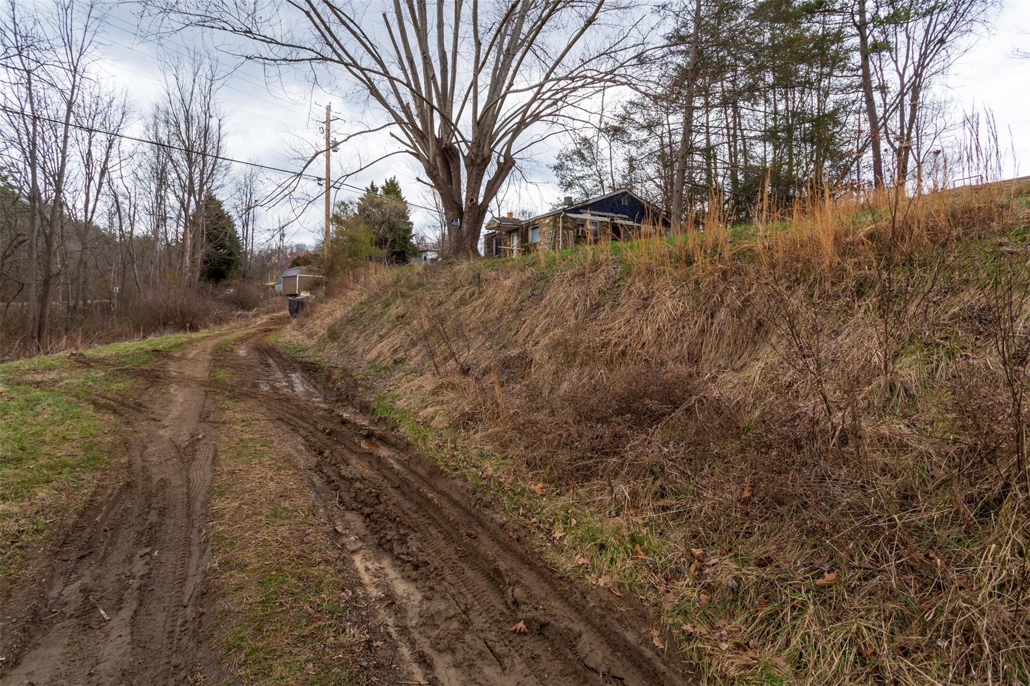 531 Sluder Branch Road Leicester NC 28748