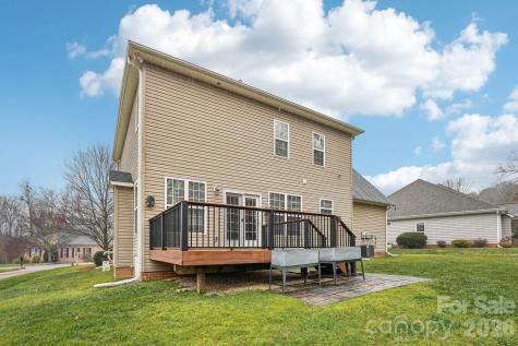 7663 Woodcrest Drive Stanley NC 28164