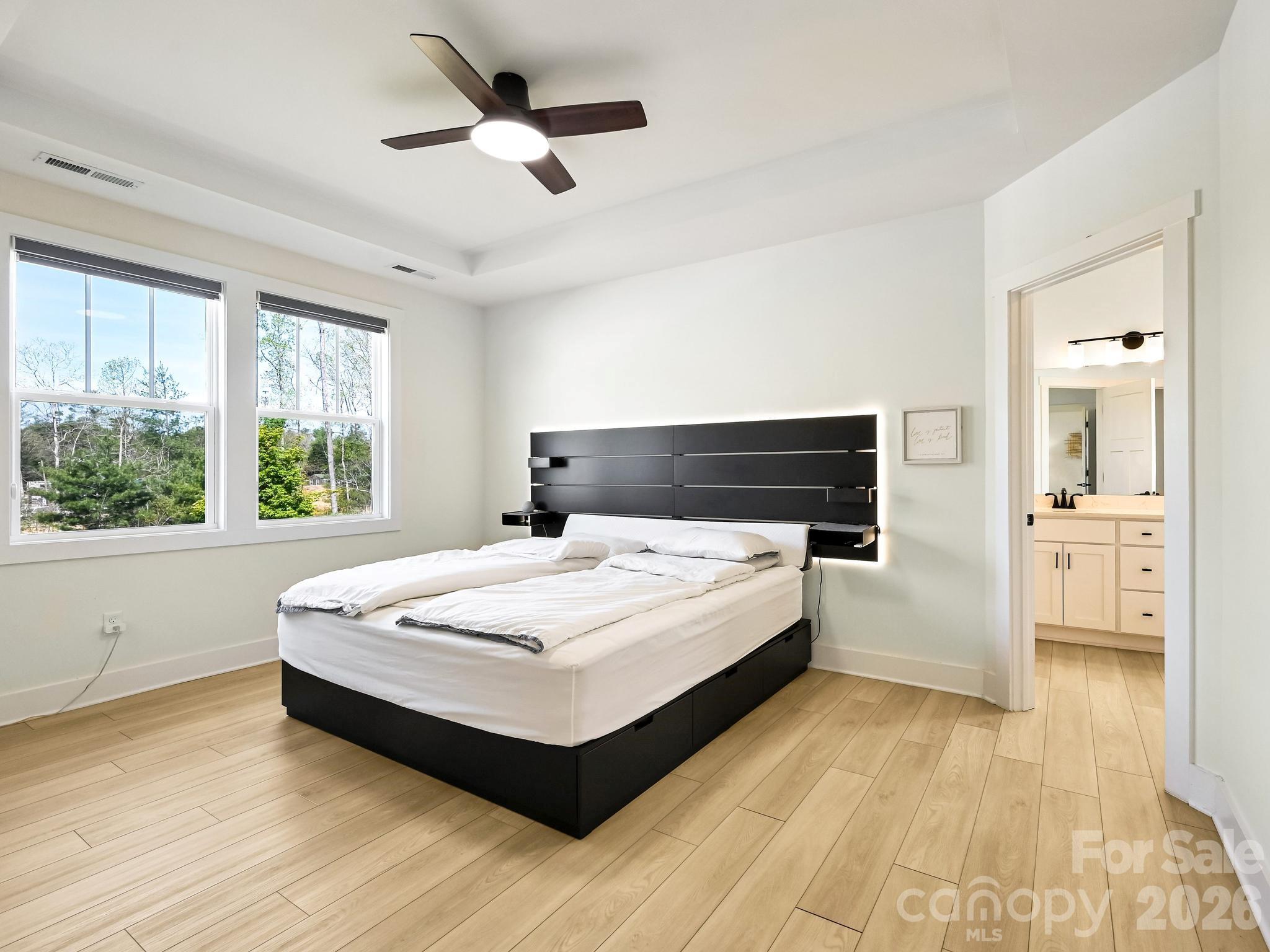 21 N Christie Court Fletcher NC 28732